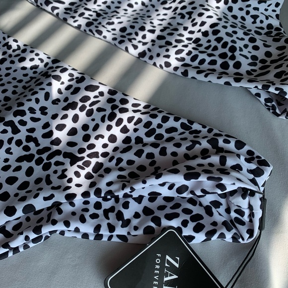 Zaful 2 Piece Bathing Suit - Picture 2 of 2